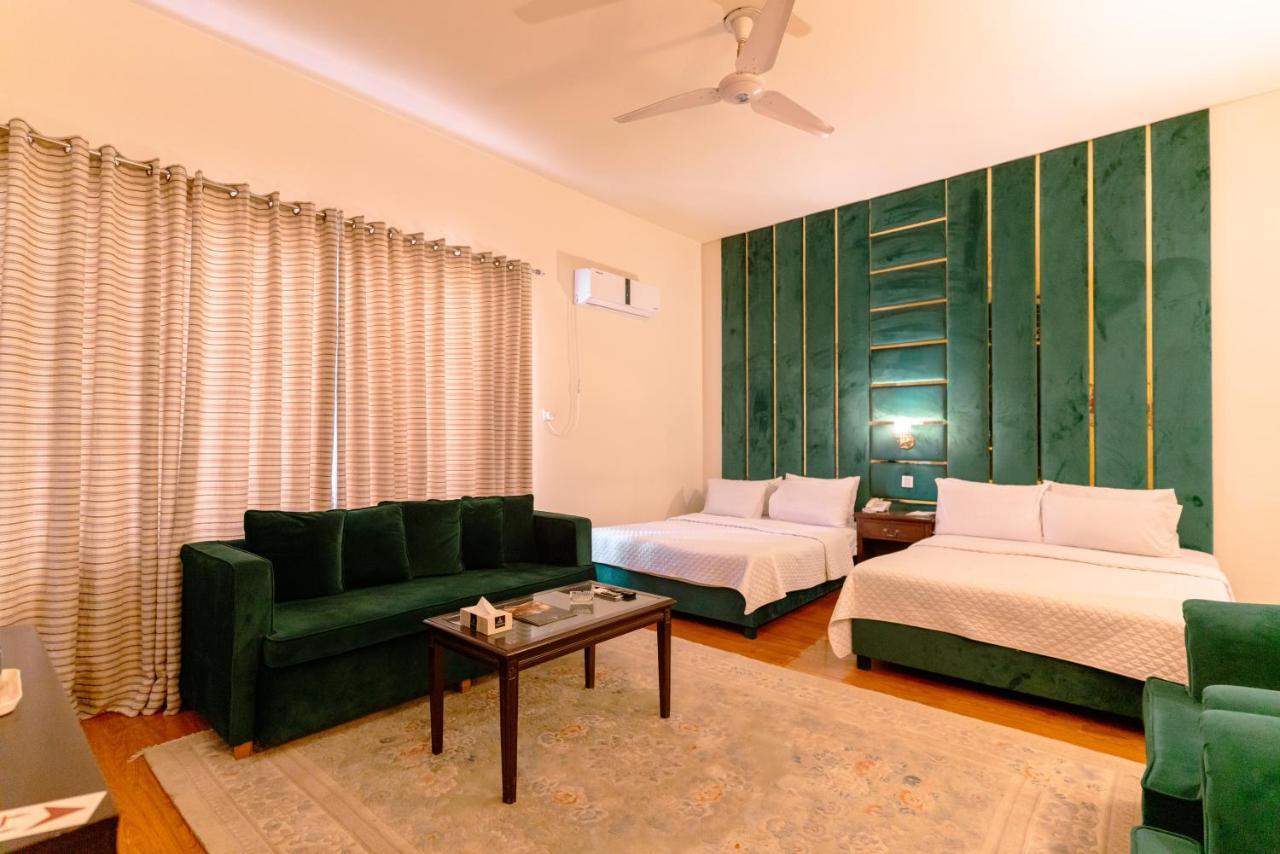 Vip House Hotel Peshawar Eksteriør billede